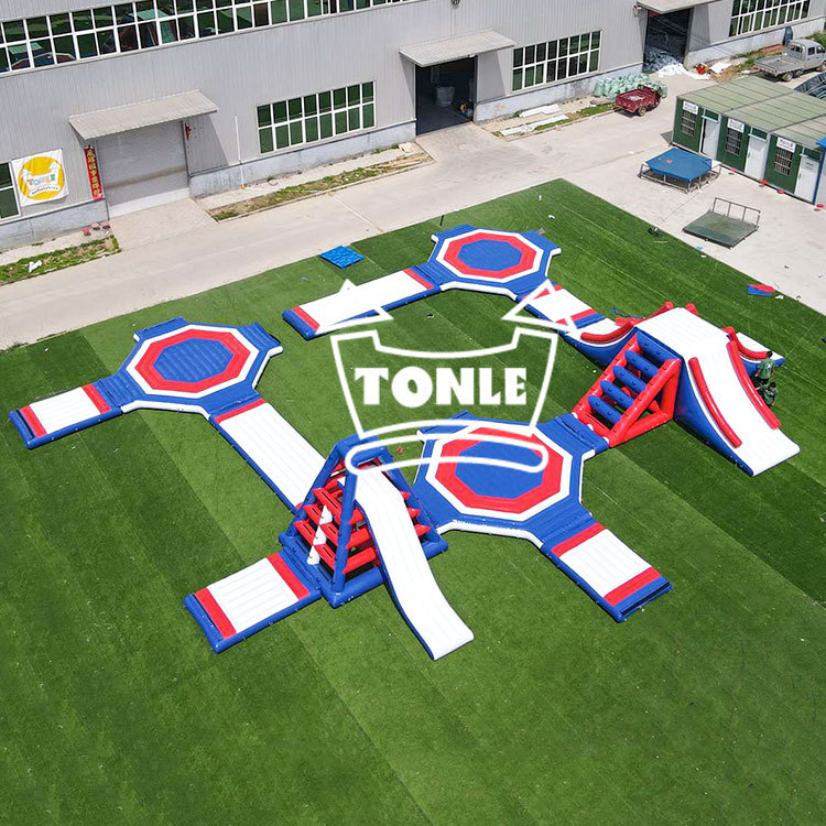 Custom Inflatable Floating Water Park