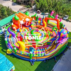Factory customized round kids commercial large inflatable playground