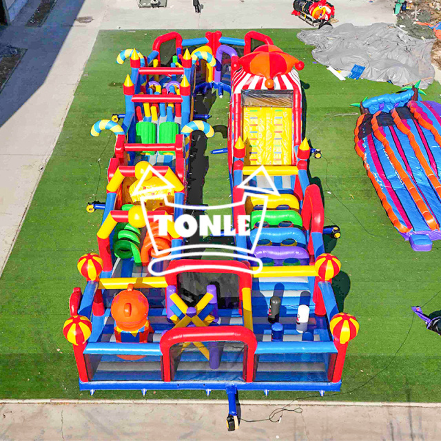 Commercial grade large inflatable obstacle course challenge race for sale