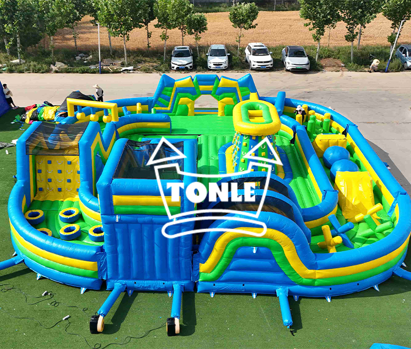 China factory high quality commercial outdoor inflatable playground game park