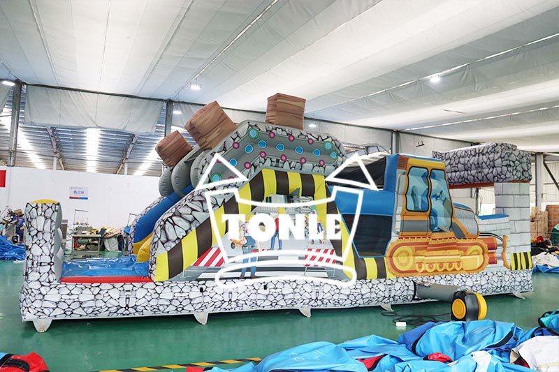 Factory exports commercial-grade child fire truck obstacle courses