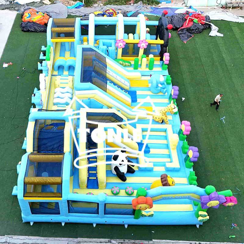 Inflatable jumping playground for zoos inflatable theme parks