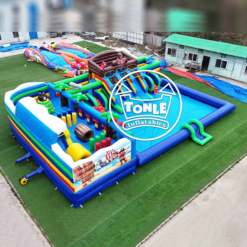 Commercial-grade pirate ship inflatable land water park for sale