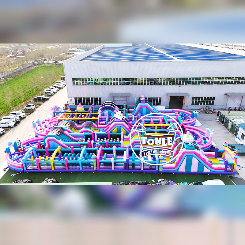 Large Commercial Inflatable Obstacle Course Park Outdoor Inflatable Park Equipment