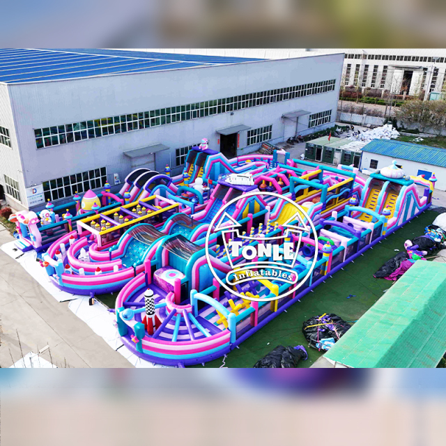 Large Commercial Inflatable Obstacle Course Park Outdoor Inflatable Park Equipment