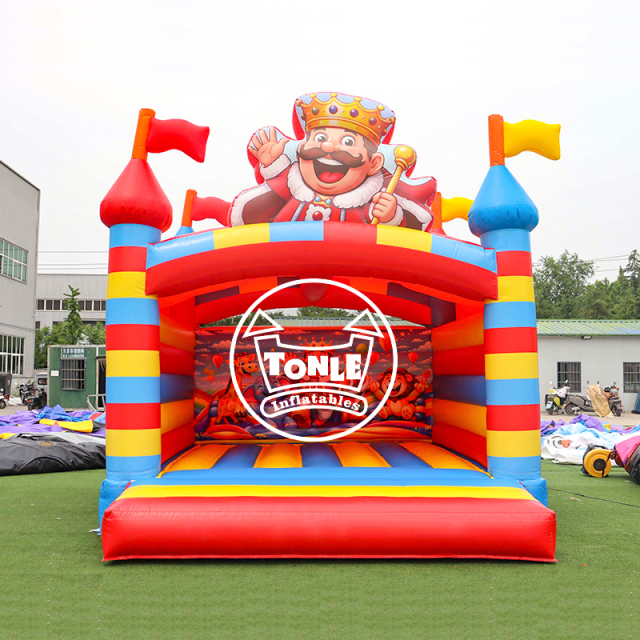 Commercial king theme Inflatable Bouncy Castles Factory Direct to Europe