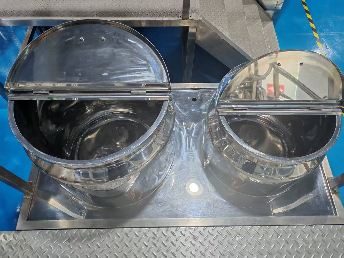 Oil Phase Tank & Water Phase Tank