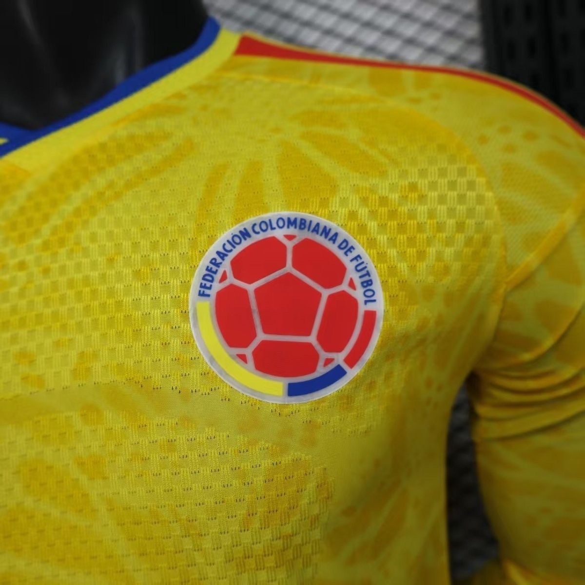 Colombia Authentic Soccer Jersey Home Long Sleeve Shirt World Cup 2026