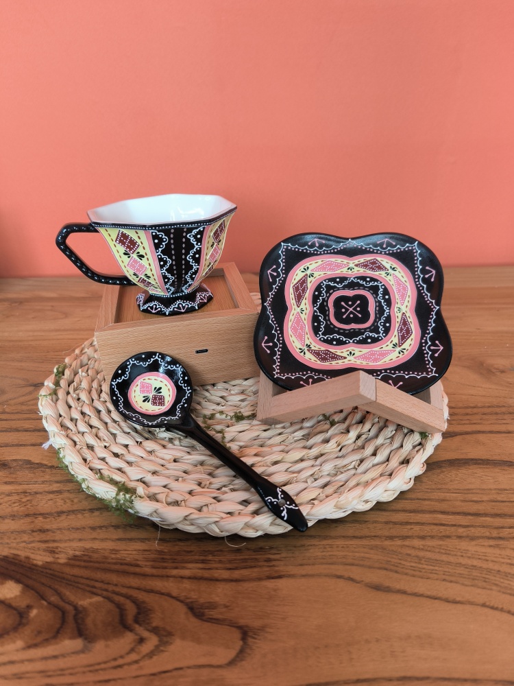 Handmade Vintage Floral Ceramic Tea Cup & Saucer – Unique Hand-Painted Coffee Mug Gift (A001)