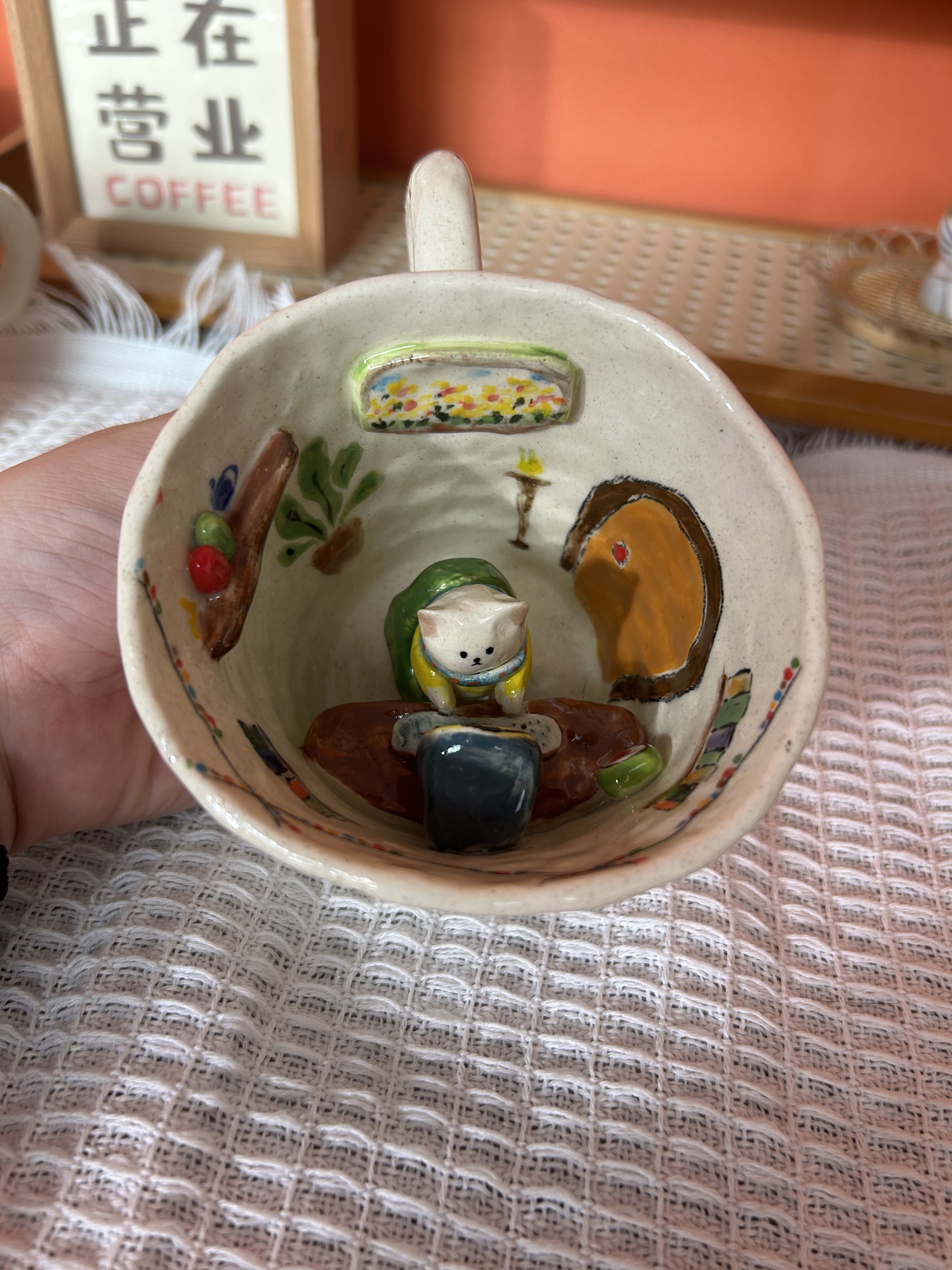 Handmade Cute Cat Ceramic Tea Cup & Saucer – Unique Hand-Painted Coffee Mug Gift (A013)