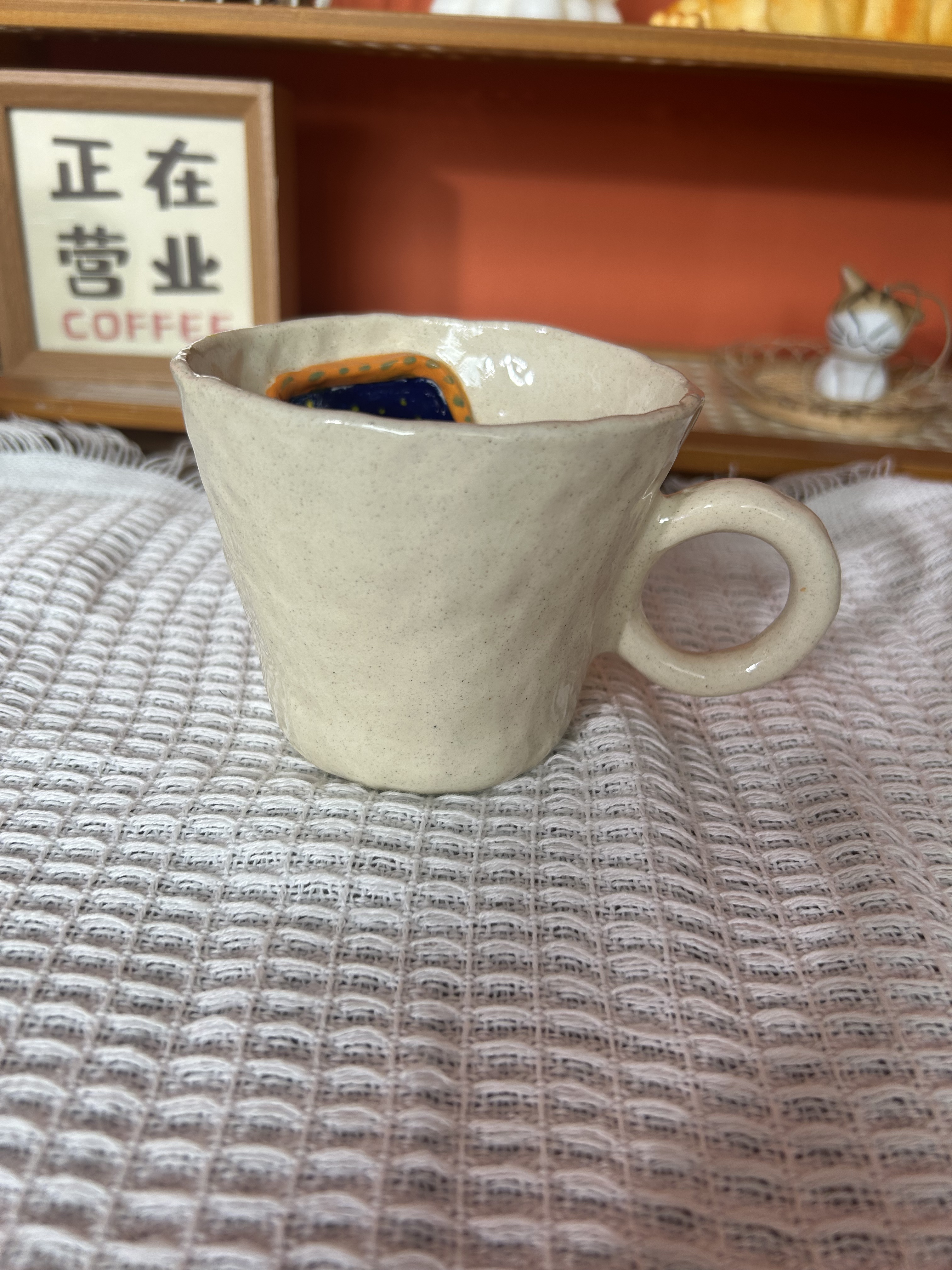 Handmade Sleeping Cat Ceramic Tea Cup – Whimsical 3D Hand-Painted Coffee Mug, Unique Artisan Gift (A017)