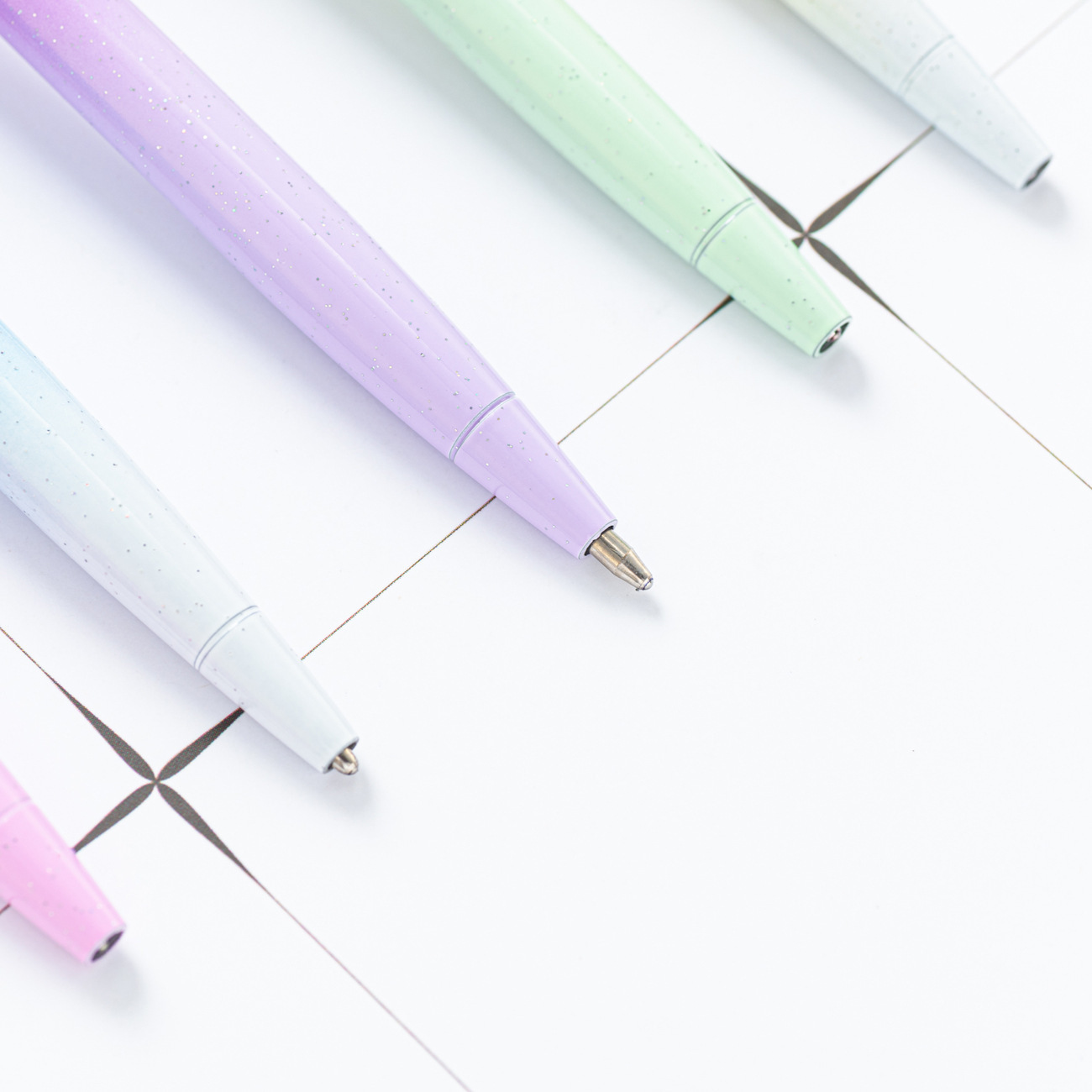 Promotional Personalized Logo Heart Shaped Pens for Gifts Black Ink Retractable Metal Decorative Cute Pens,NaBaiYu,Promotional Personalized Logo Heart Shaped Pens for Gifts Black Ink Retractable Metal Decorative Cute Pens