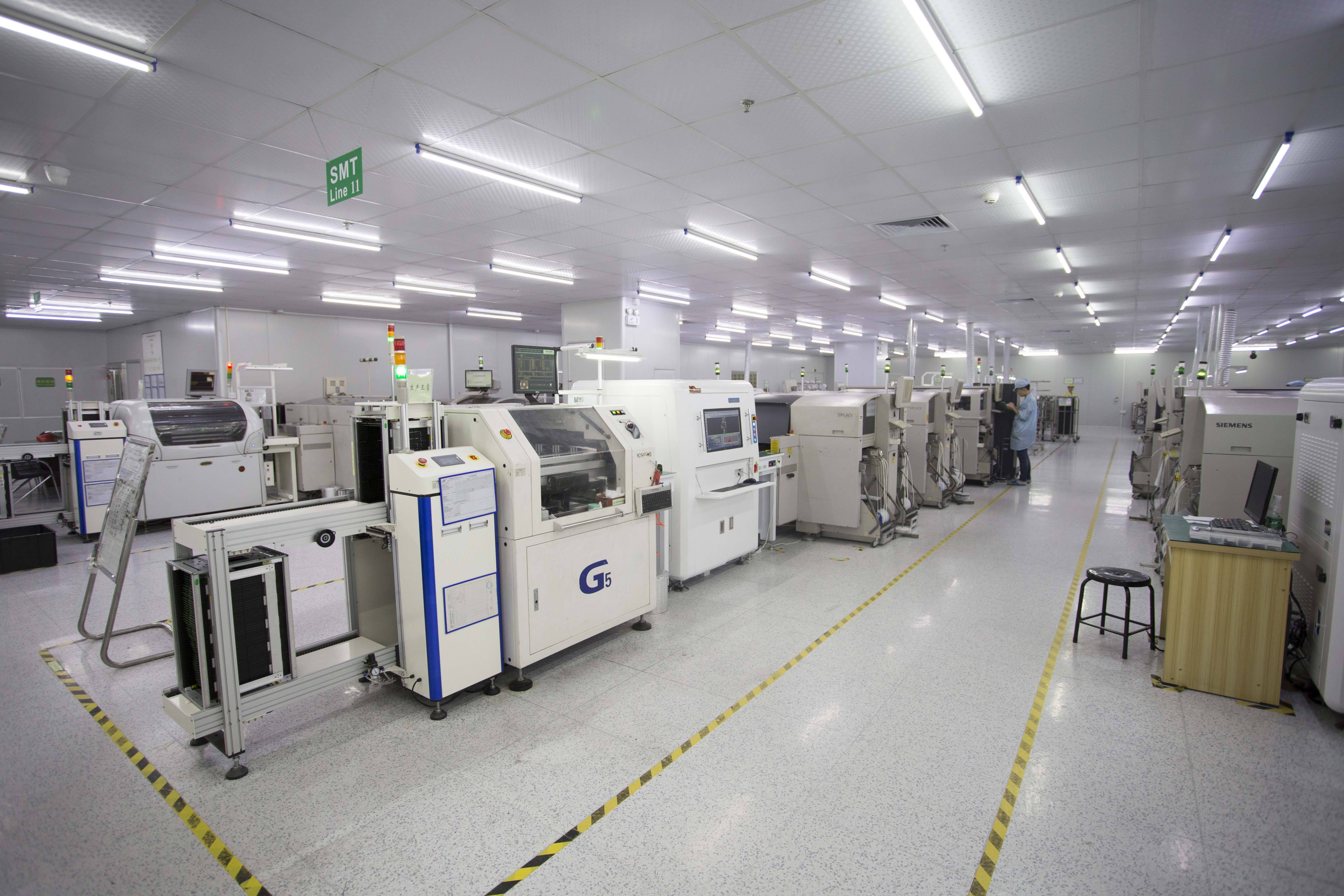 Dayu Optotech SMT clean workshop