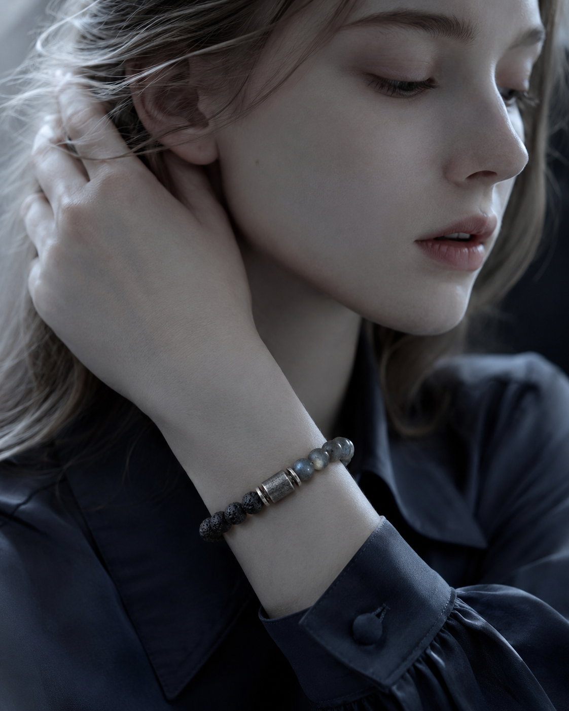 Matte Labradorite & Lava Stone Beaded Bracelet - Lunar Ground