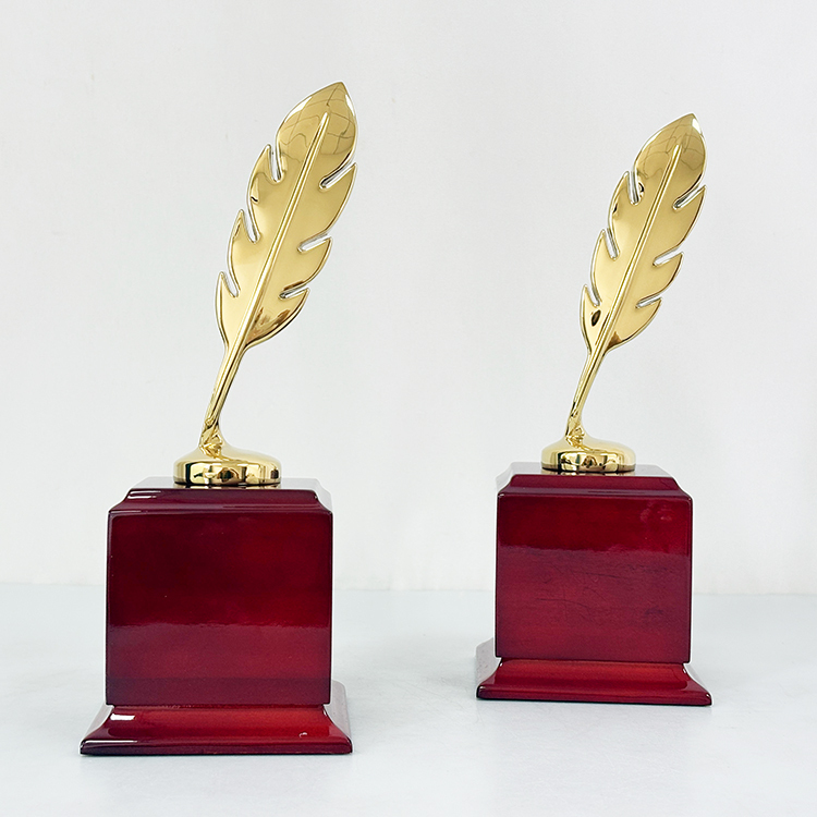 Gold Metal Feather Trophy with Piano finishing Red Wooden Base MH-LJ0959