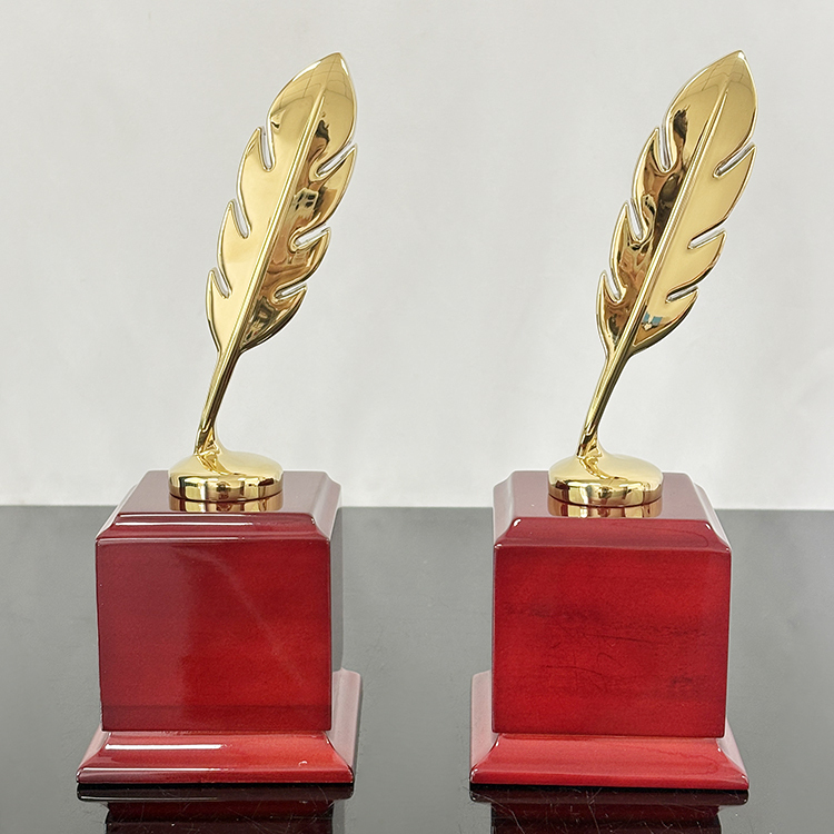 Gold Metal Feather Trophy with Piano finishing Red Wooden Base MH-LJ0959