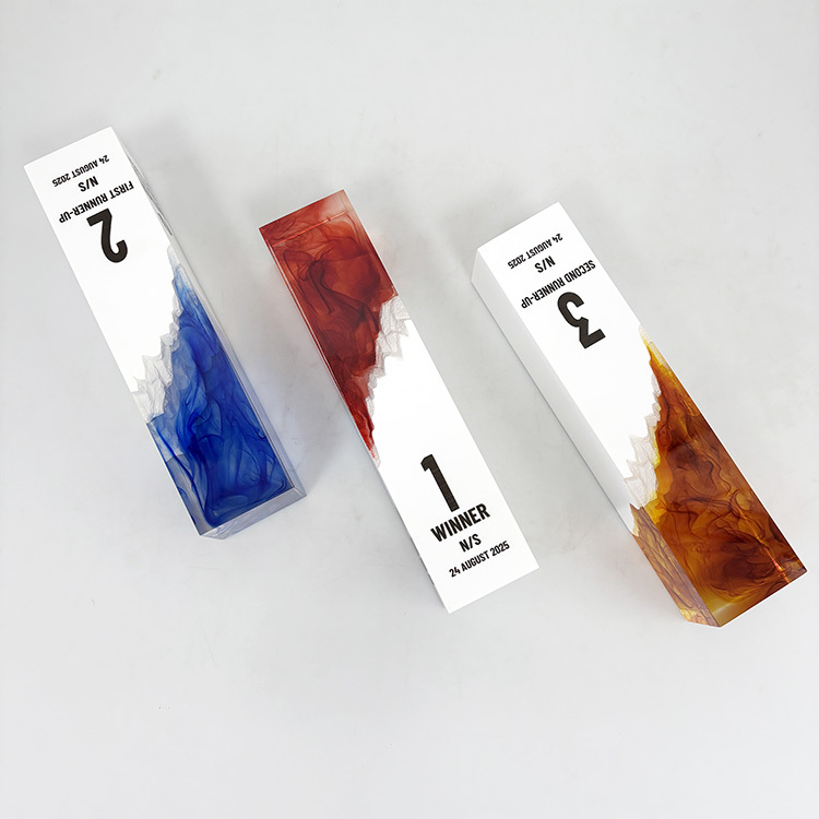 Personalized Red Amber Blue White Resin Trophy Award MH-J0411
