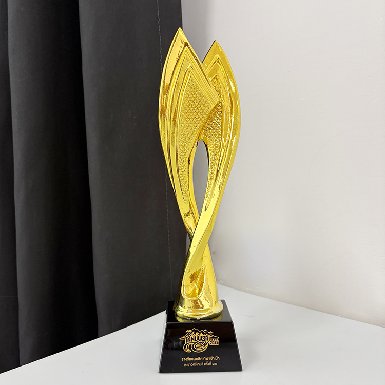 Gold Resin Wing Crystal Trophy and Award MH-LJ0983
