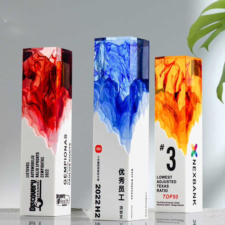 Personalized Red Amber Blue White Resin Trophy Award MH-J0411