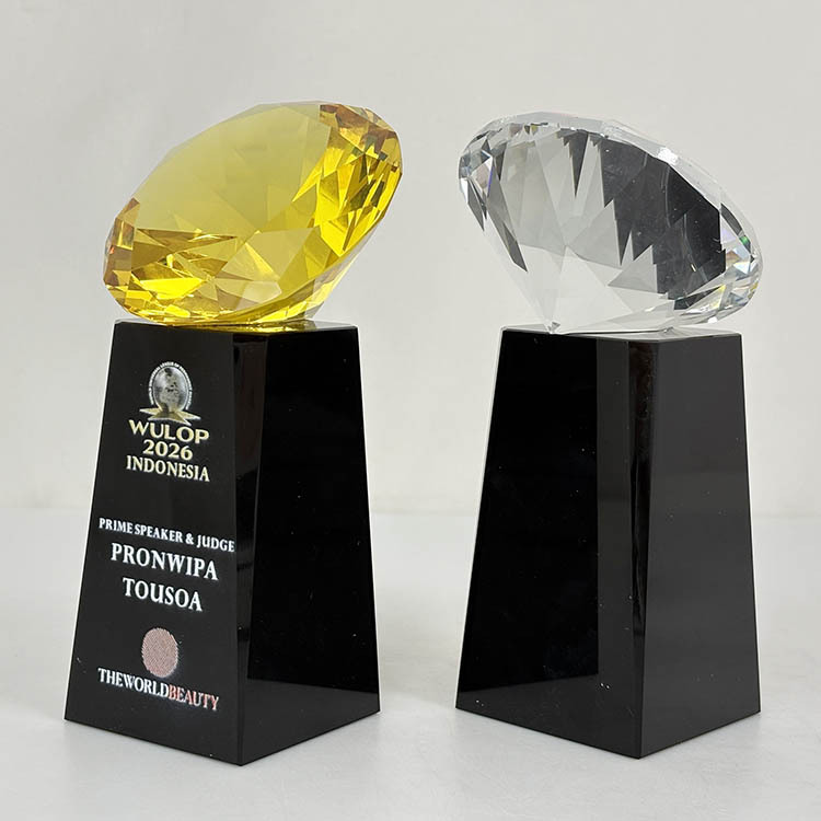 Clear Yellow Glass Diamond Crystal Award Trophy with Black Base MH-LJ0927