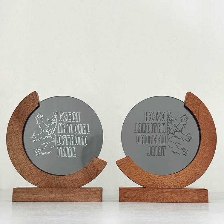 Personalized Round Transparent Black Crystal Trophy Awards with Wood Base  MH-FJ0013