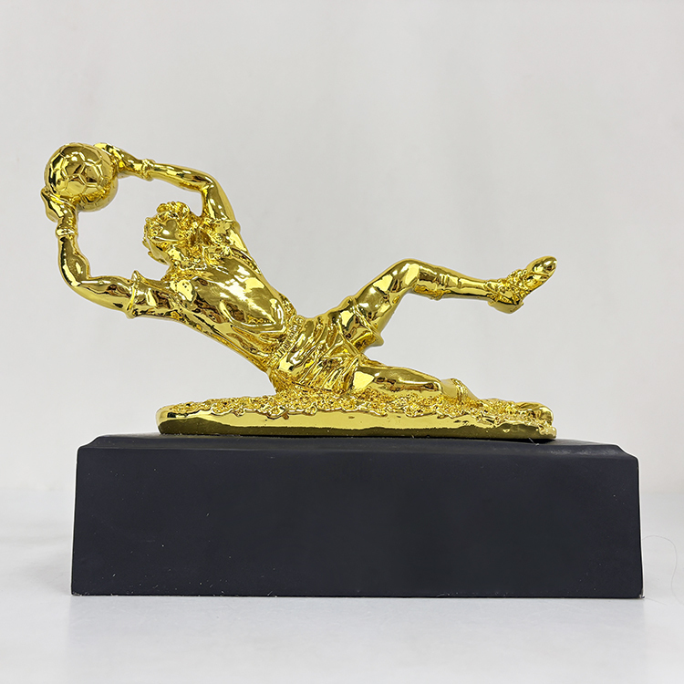 Resin Crafts Gold Gloves Football Goalkeeper Trophy Resin Customization Trophy MH-LJ0944