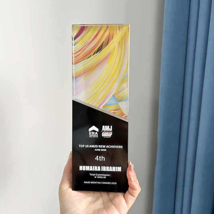 Full Color Optical Crystal Glass Trophy with Black Base MH-FJ0019