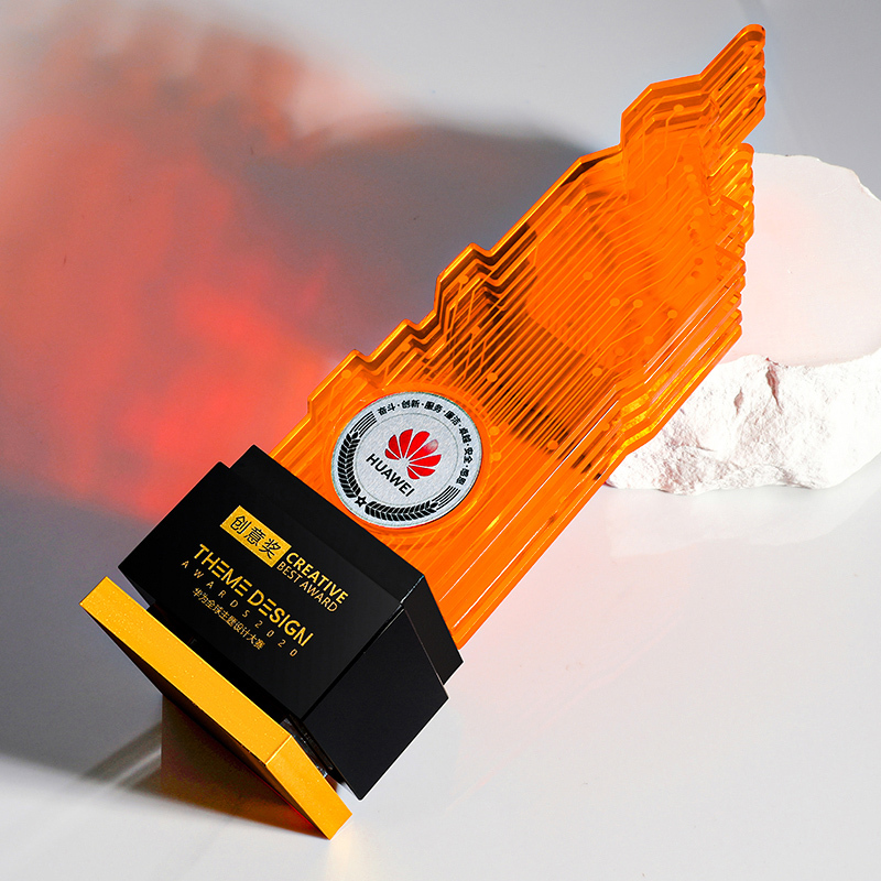 New Acrylic Crystal Trophy Customized Creative Engraved Technological Annual Meeting Excellent Employee Trophies