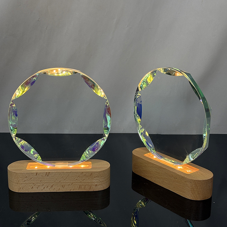 New Design Rainbow Round Crystal Circle Glass Awards Plaque Trophy with Wooden Light Base MH-LJ0840
