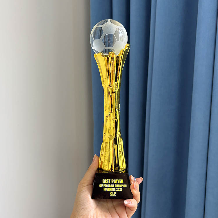 Gold Resin Football Volleyball Basketball Sports Ball Event Crystal Trophy Award MH-LJ0911