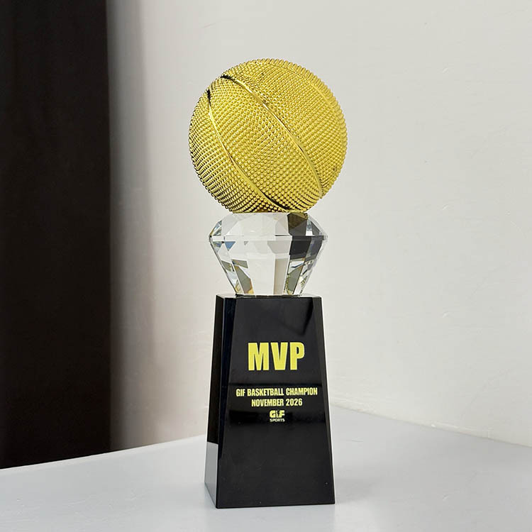 Gold Resin Basketball Football Sports Crystal Trophies and Award MH-LJ0910