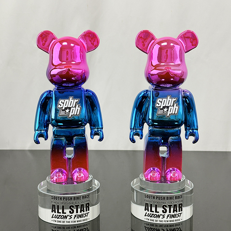 Rainbow Resin Bear Shape Crystal Trophy Awards with Clear Base MH-FJ0030