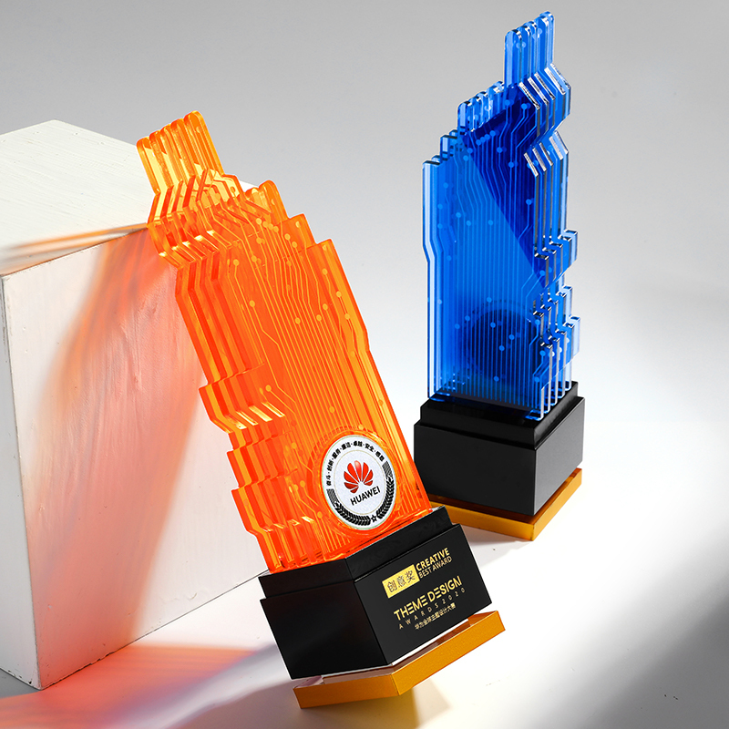 New Acrylic Crystal Trophy Customized Creative Engraved Technological Annual Meeting Excellent Employee Trophies