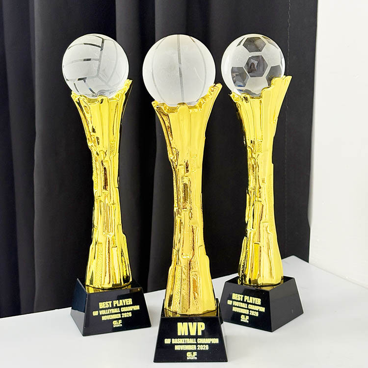 Gold Resin Football Volleyball Basketball Sports Ball Event Crystal Trophy Award MH-LJ0911