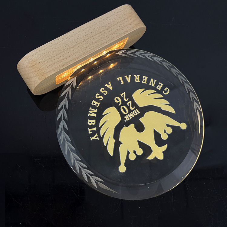 Personalized Round Crystal Plaque Crystal Trophy Award with Wooden Light Base MH-LJ0772