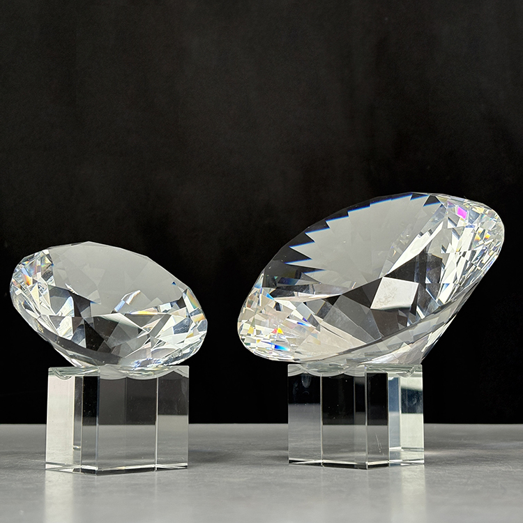 Clear Glass Crystal Gem Diamond Paperweight with Base MH-9524