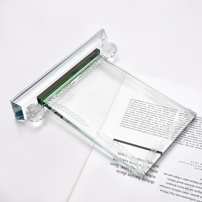 Customized Products Souvenir Gift Fine Workmanship Competition Awards Clear Engraved Logo Crystal Trophy