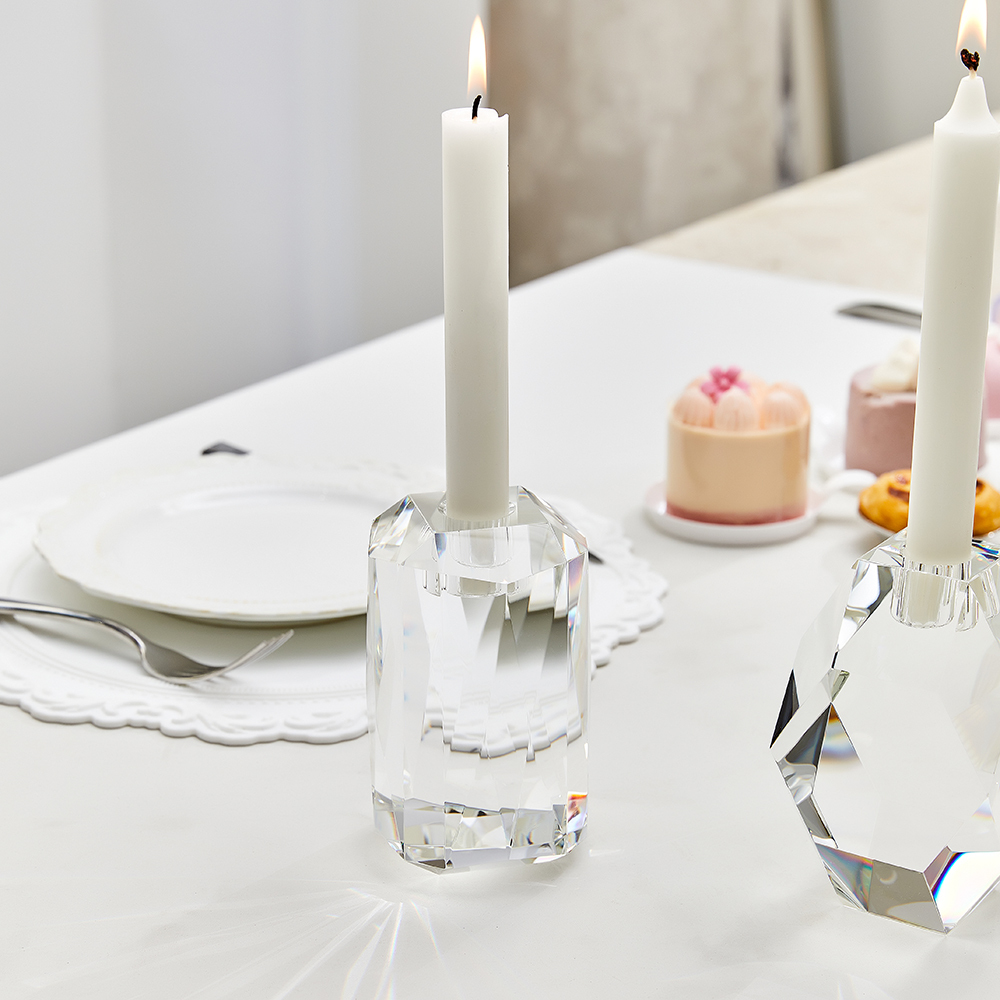 Factory Hot Sale Transparent Crystal Candlestick Wedding Dining Table Centerpiece Elegant Candle Holders Stand Hot Craft Item