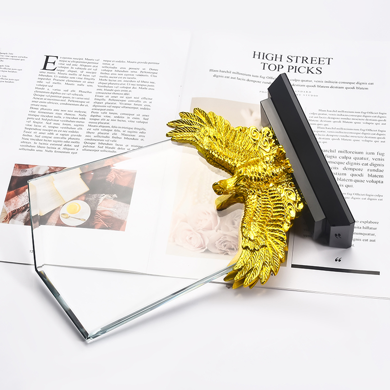 Wholesale Factory Price Fine Workmanship Creative Events Souvenirs Crystal Awards Golden Eagle Trophy