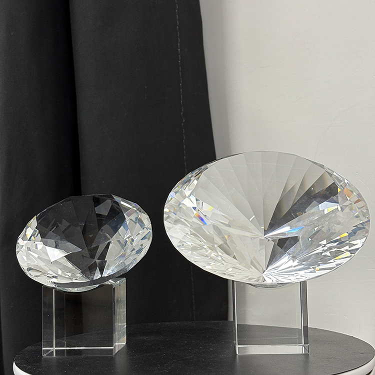 Clear Glass Crystal Gem Diamond Paperweight with Base MH-9524