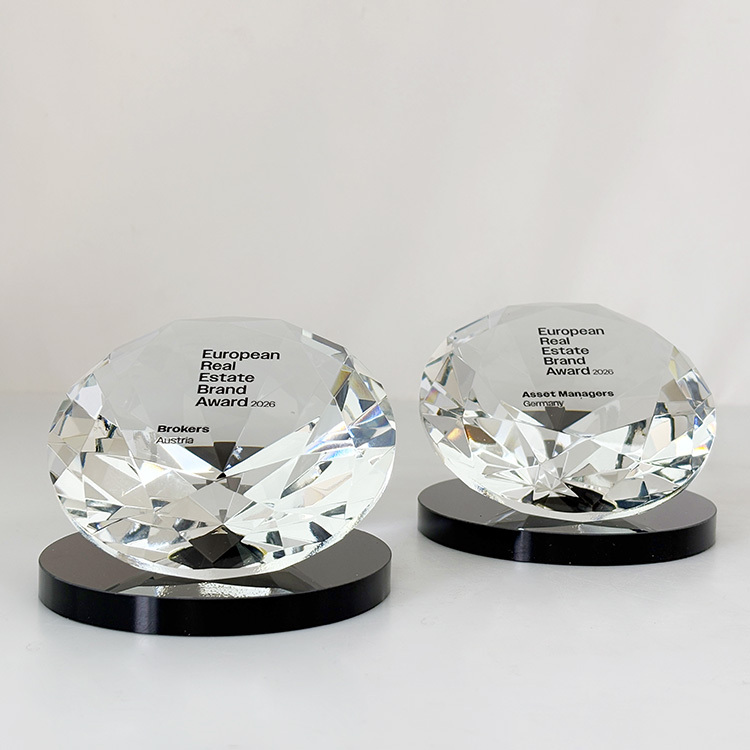 Clear Glass Crystal Gem Diamond Paperweight with Black Round Base MH-9522