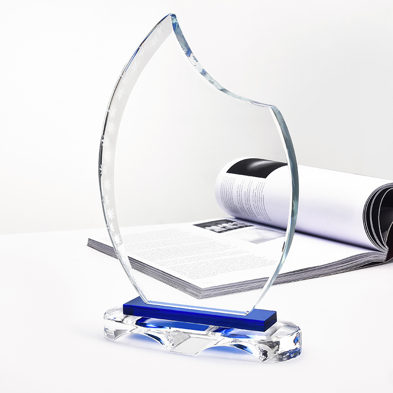 Wholesales Custom Logo Blank Glass Trophy Crystal Award Clear Engraving Plaque Trophy With Blue Base