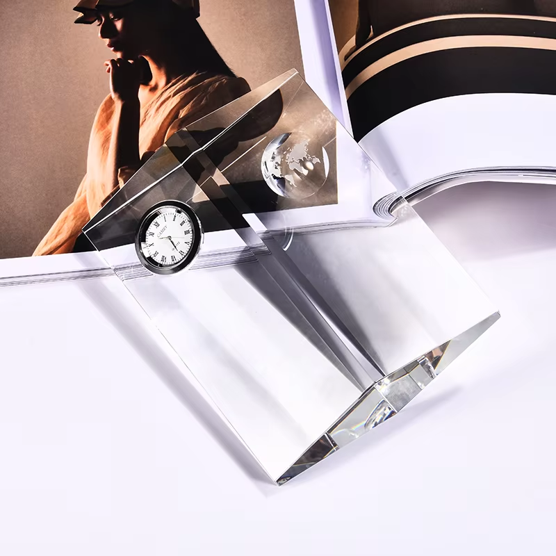 Manufacturer Direct Sales Business Crystal Clock Gifts Home Decoration K9 Crystal Pillar Clock Festival Decoration Clock