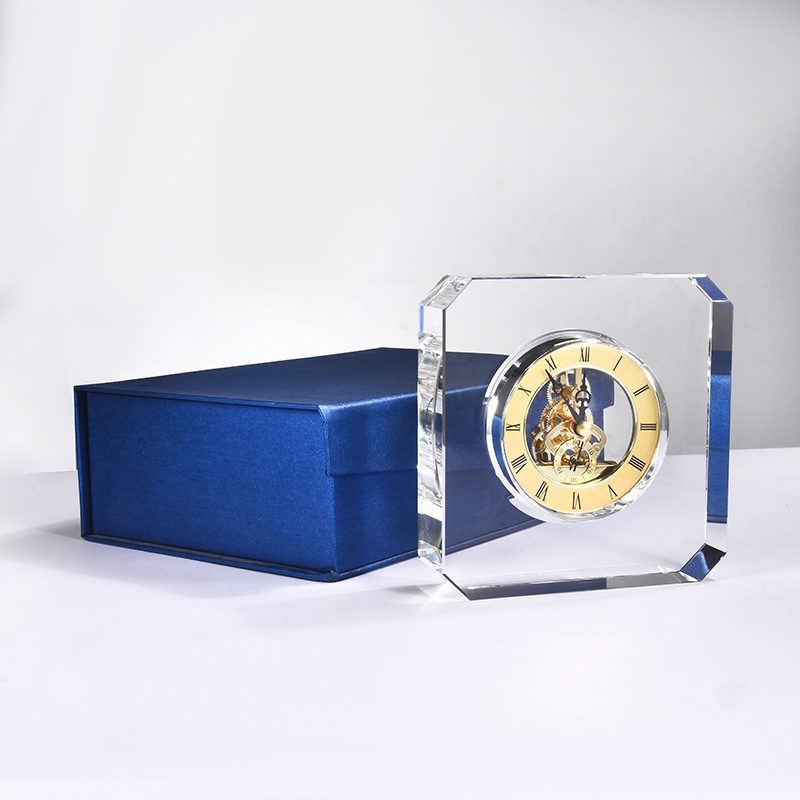 Wholesale Custom Logo Engraving Cube Crystal Table Clock