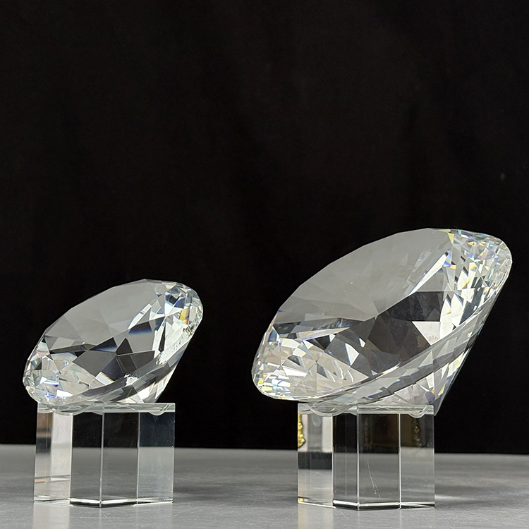 Clear Glass Crystal Gem Diamond Paperweight with Base MH-9524