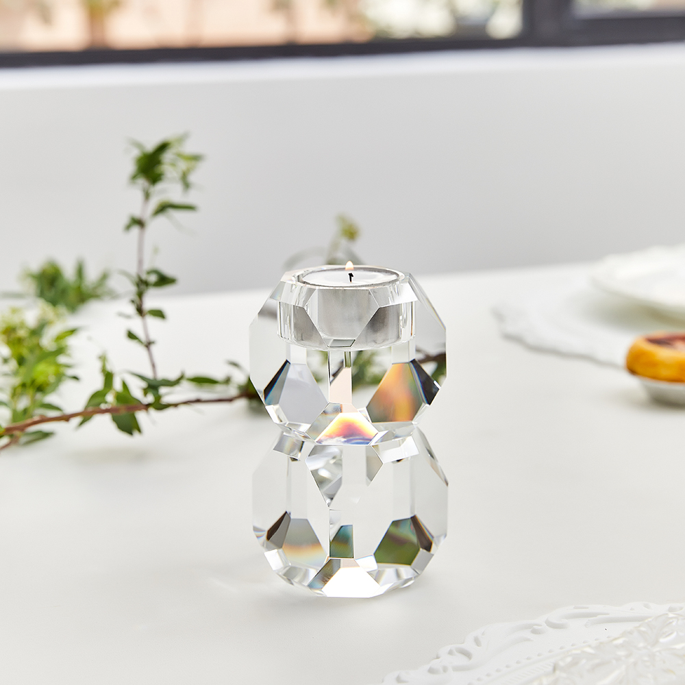 Wholesale Low Price Decorative Solid Crystal Crafts Romantic K9 Clear Candle Holder Crystal Glass Candlesticks