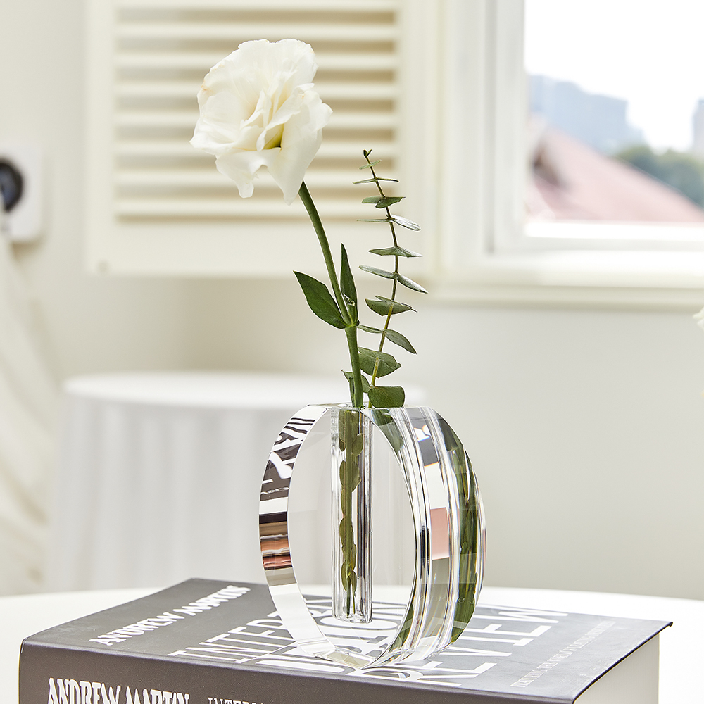 Hot Selling Simple Style Hotel Home Desktop Decoration Crystal Glass Vase Round Transparent Crystal Vase
