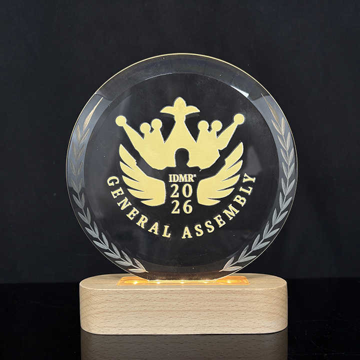 Personalized Round Crystal Plaque Crystal Trophy Award with Wooden Light Base MH-LJ0772