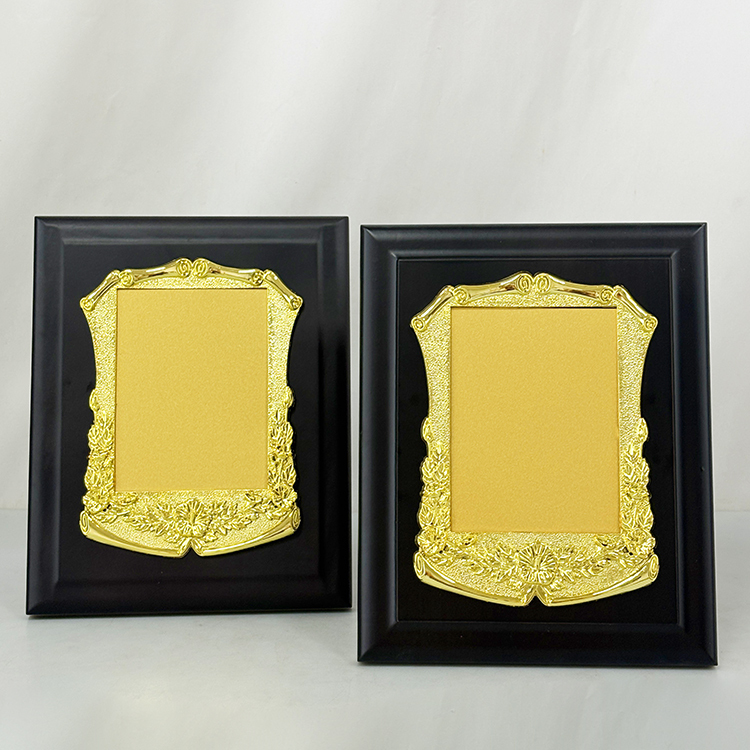 Blank Walnut Wood Plaque Wooden Business Trophy Award with Gold Plate Certificate MH-LJ0804