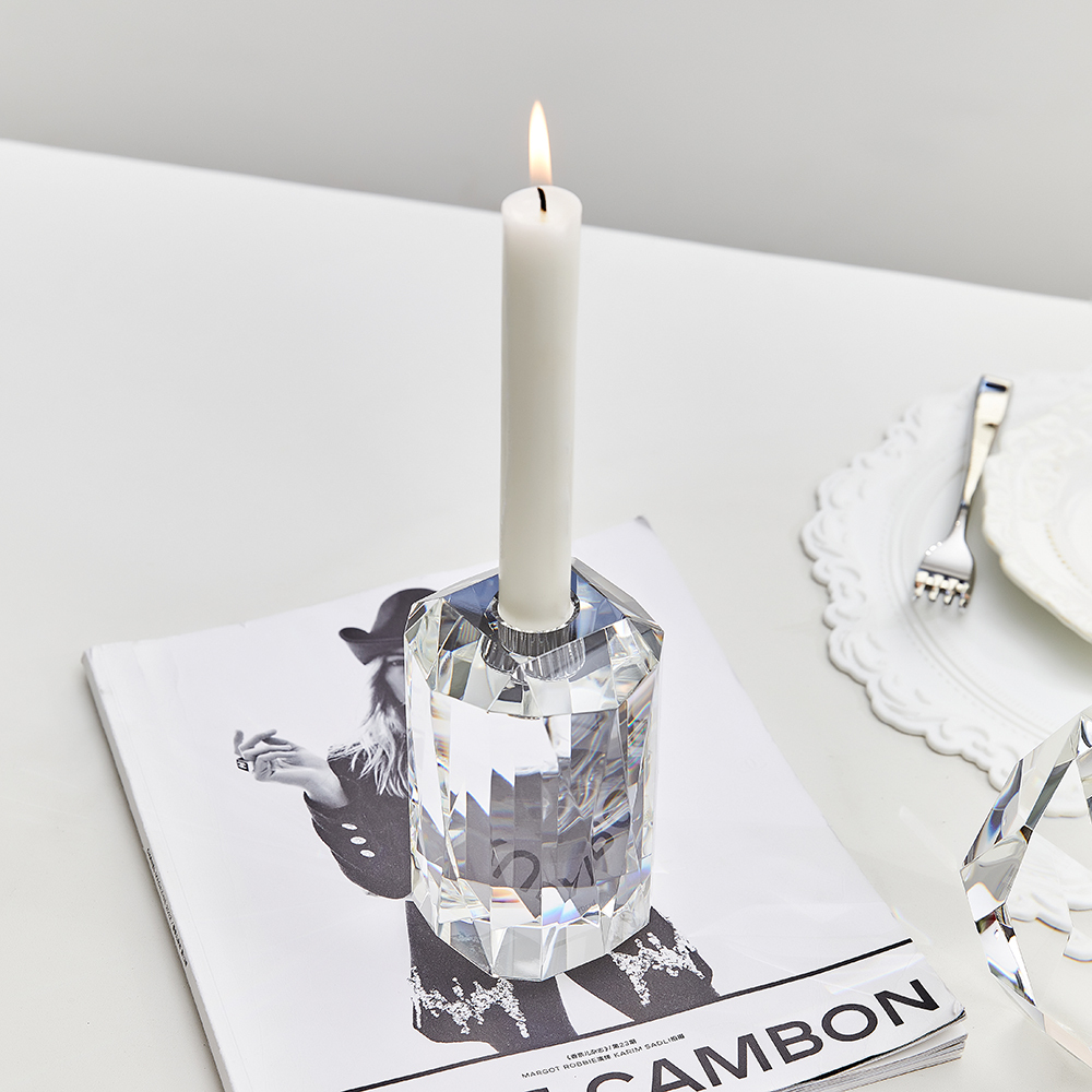 Factory Hot Sale Transparent Crystal Candlestick Wedding Dining Table Centerpiece Elegant Candle Holders Stand Hot Craft Item